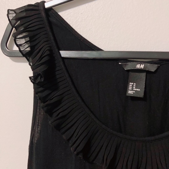 H&M | Black Ruffle Tank Top - Picture 3 of 4